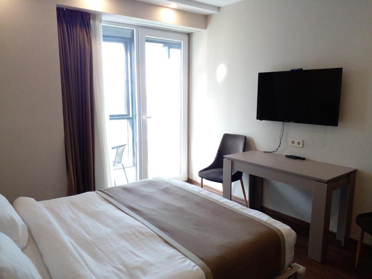 Aphrodite Apartments Batumi Esterno foto