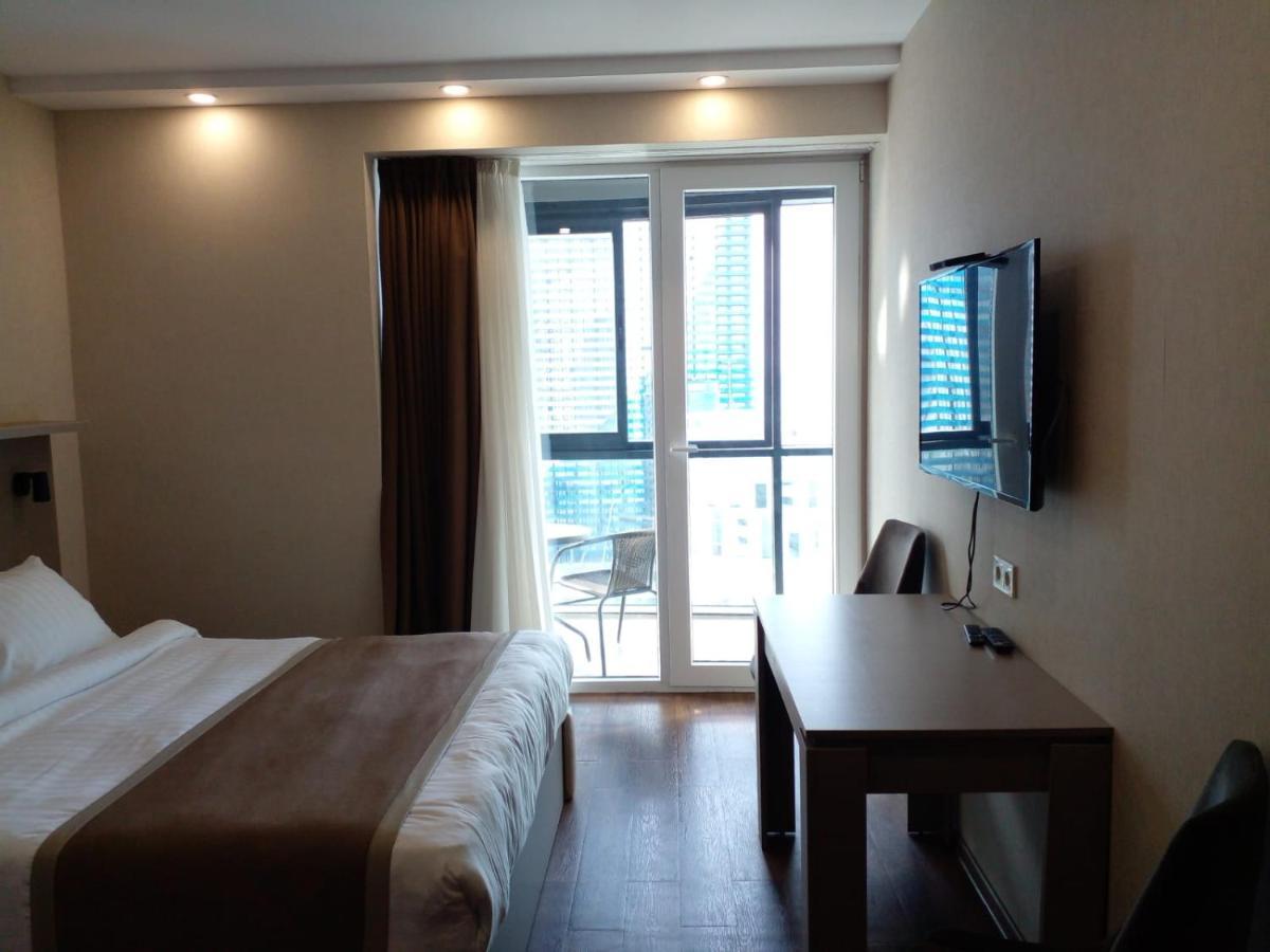 Aphrodite Apartments Batumi Esterno foto