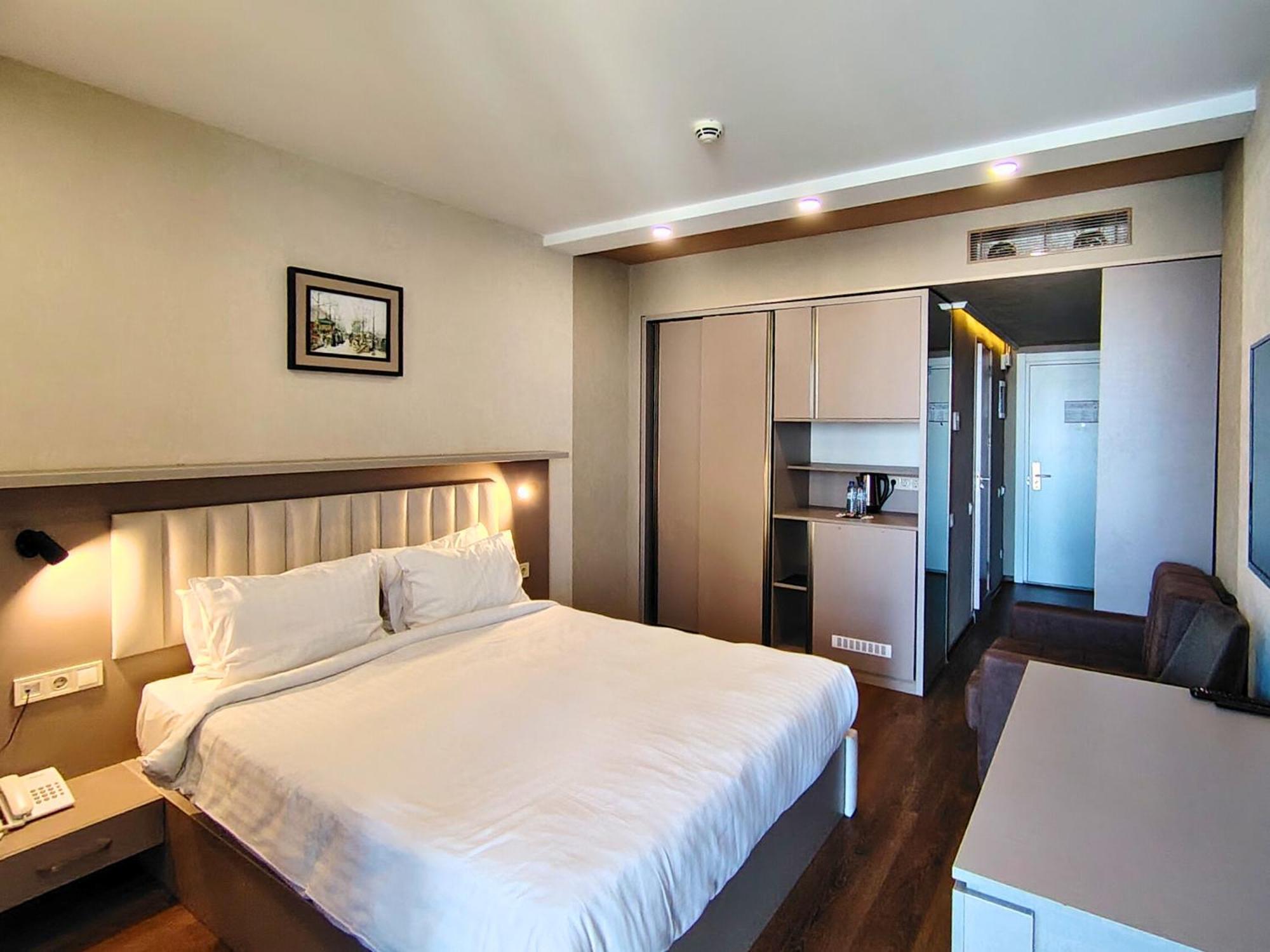Aphrodite Apartments Batumi Esterno foto